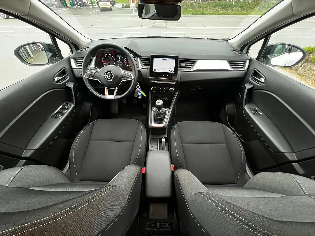 Renault Captur - Thumbnail 8