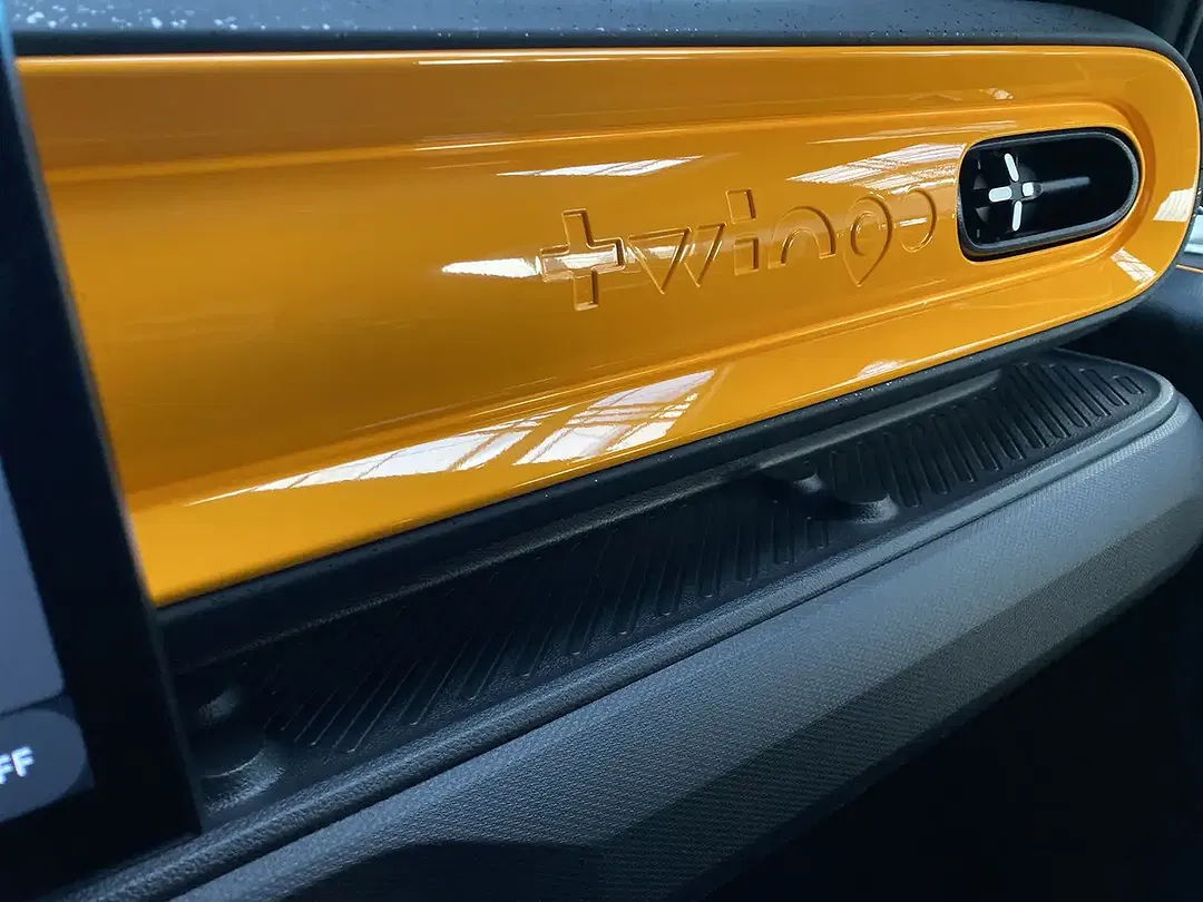 Renault Twingo - Thumbnail 15