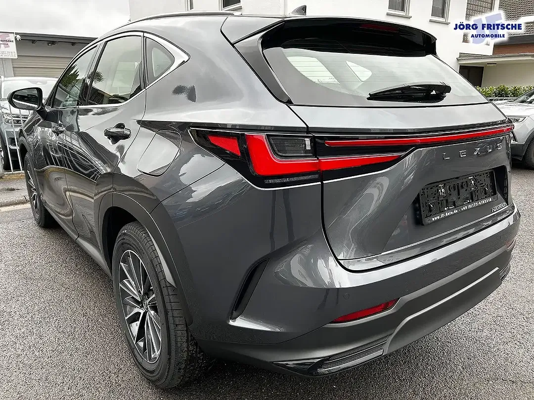 Lexus NX 350h - Thumbnail 12