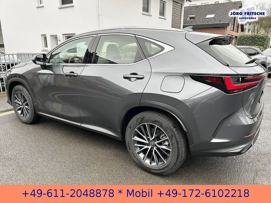 Lexus NX 350h - Thumbnail 4