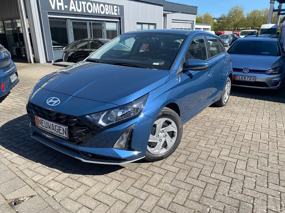 Hyundai i20 - Thumbnail 2