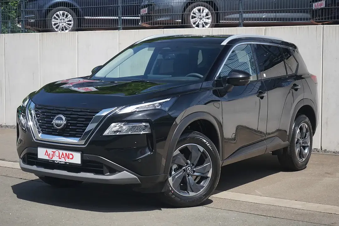 Nissan X-Trail - Thumbnail 1