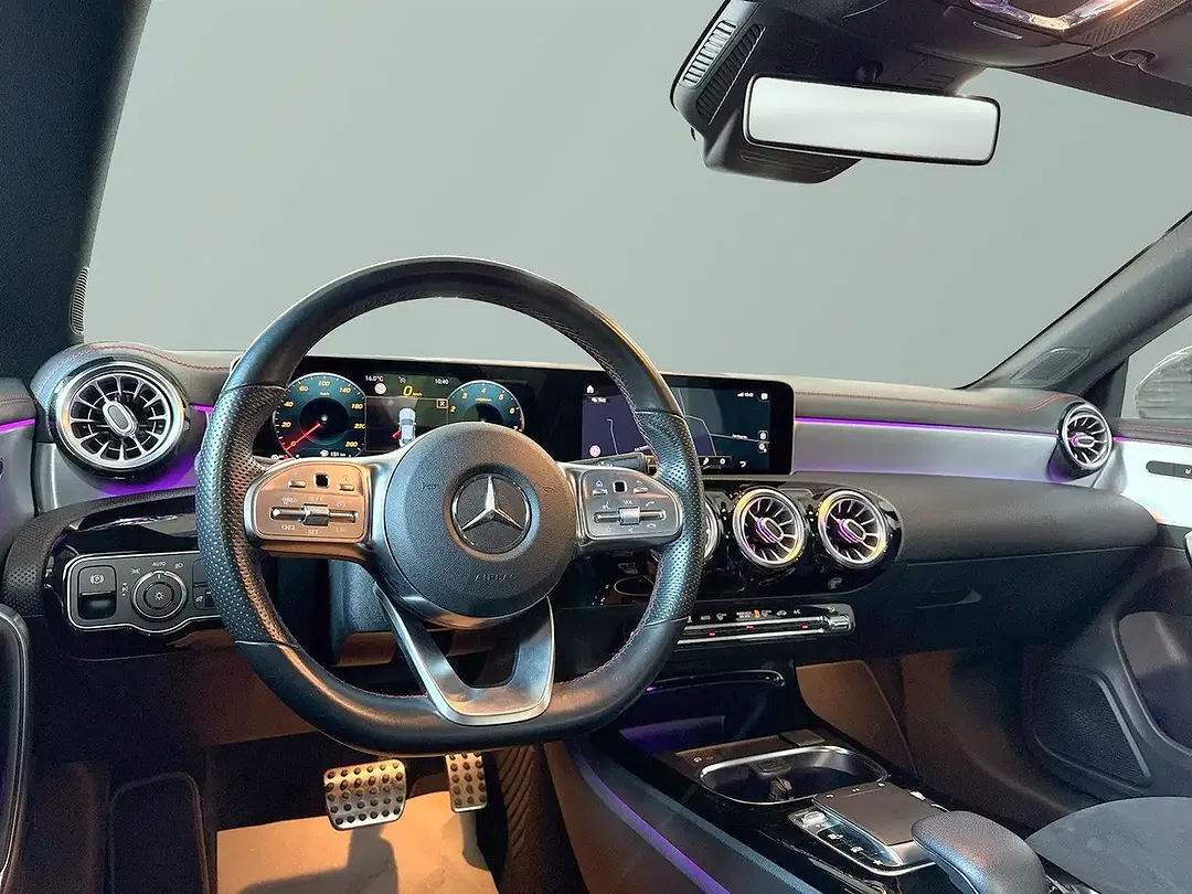 Mercedes-Benz CLA 220 - Thumbnail 10