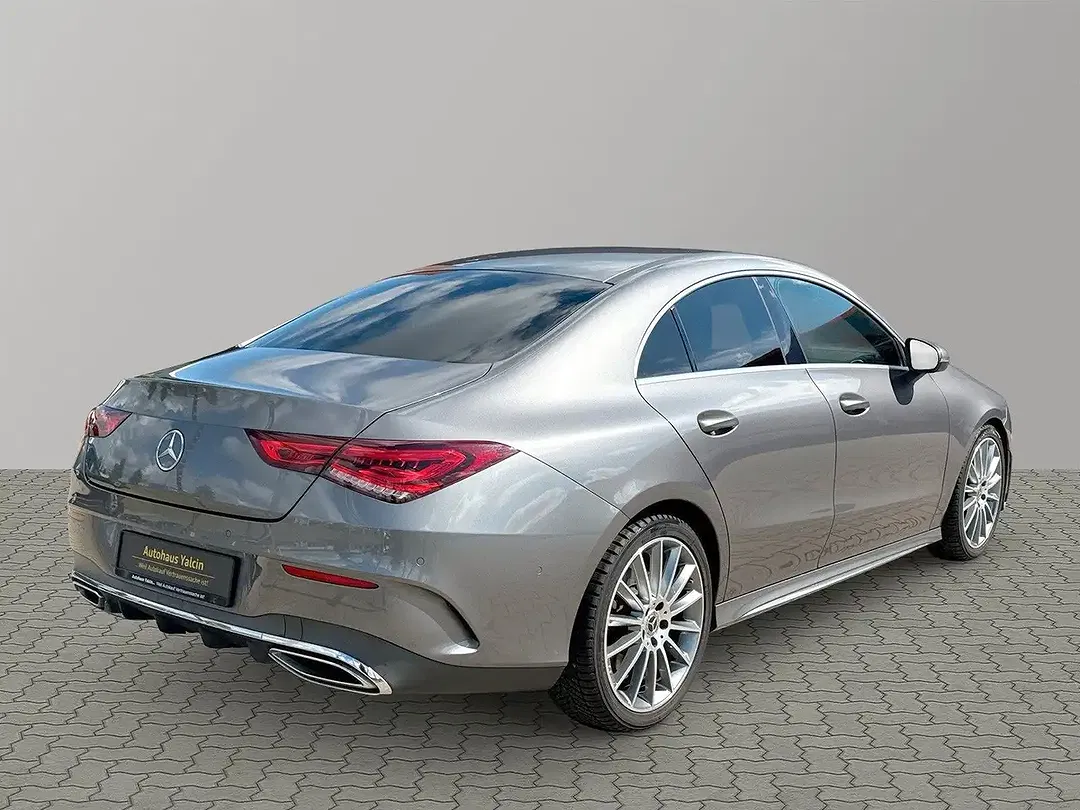 Mercedes-Benz CLA 220 - Thumbnail 3