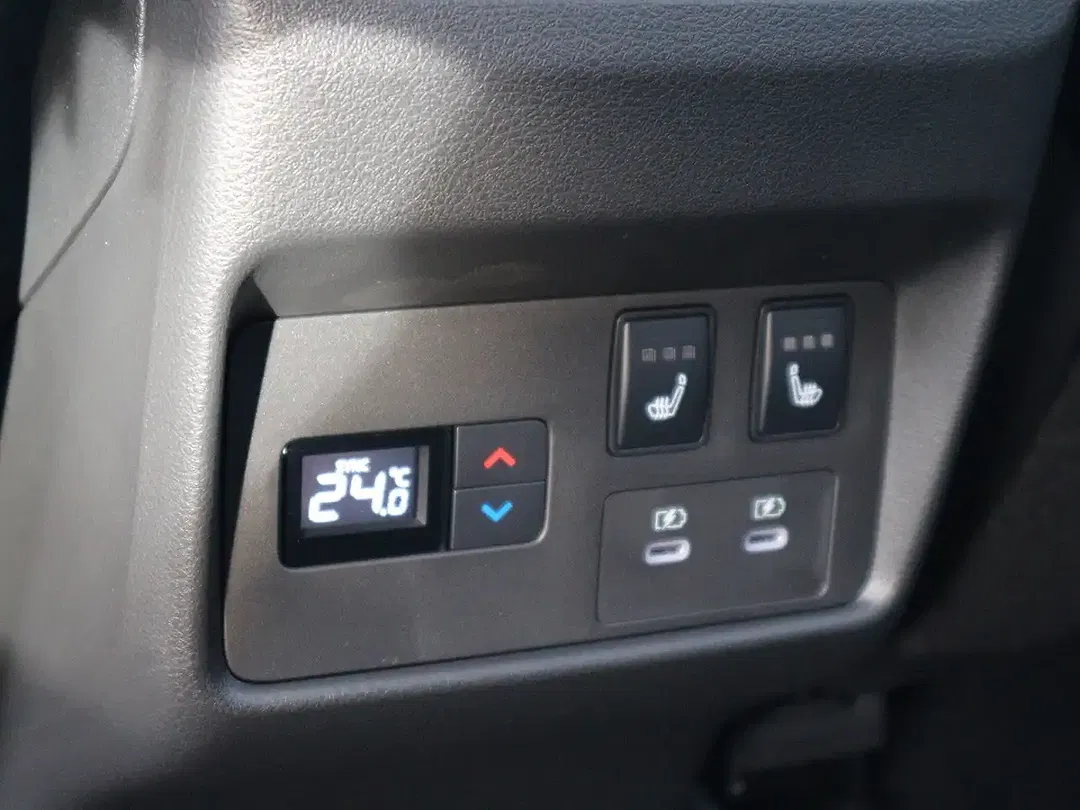 Nissan X-Trail - Thumbnail 28