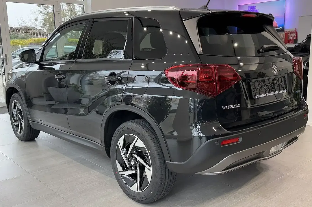 Suzuki Vitara - Thumbnail 5