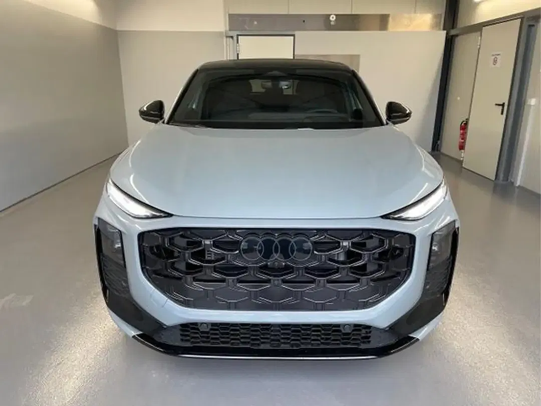Audi Q3 - Thumbnail 2