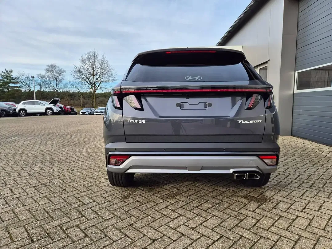 Hyundai TUCSON - Thumbnail 3