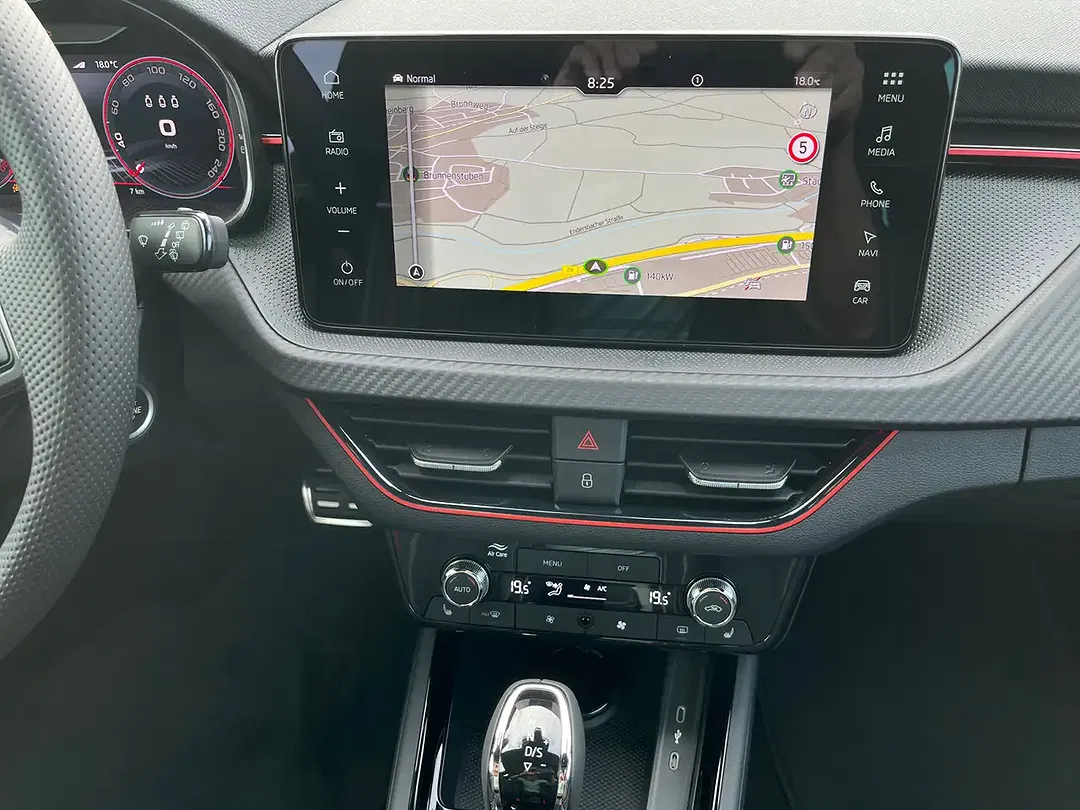 Skoda Kamiq - Thumbnail 6