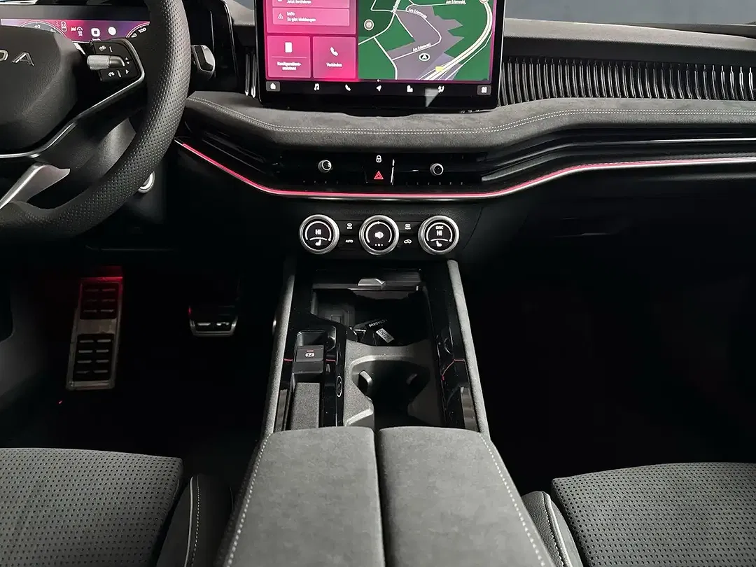 Skoda Superb - Thumbnail 7