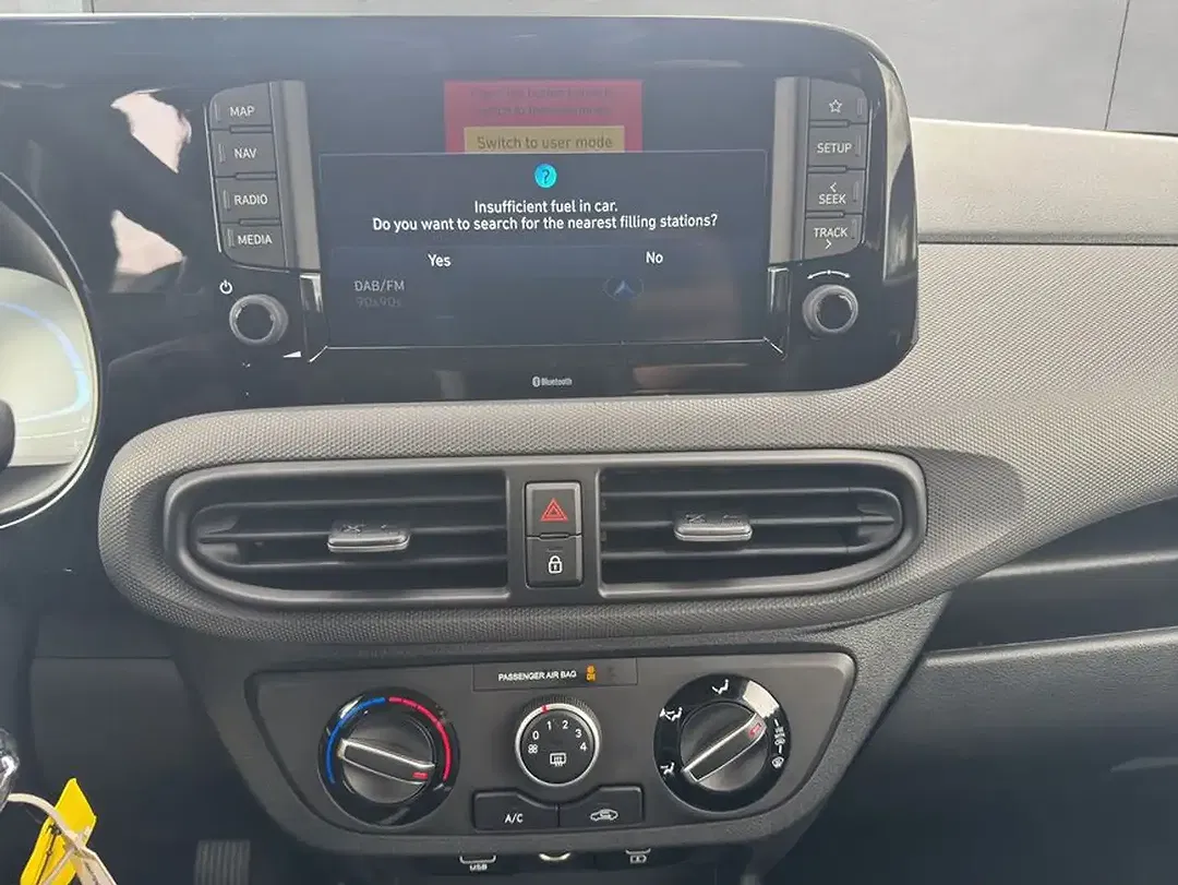 Hyundai i10 - Thumbnail 10