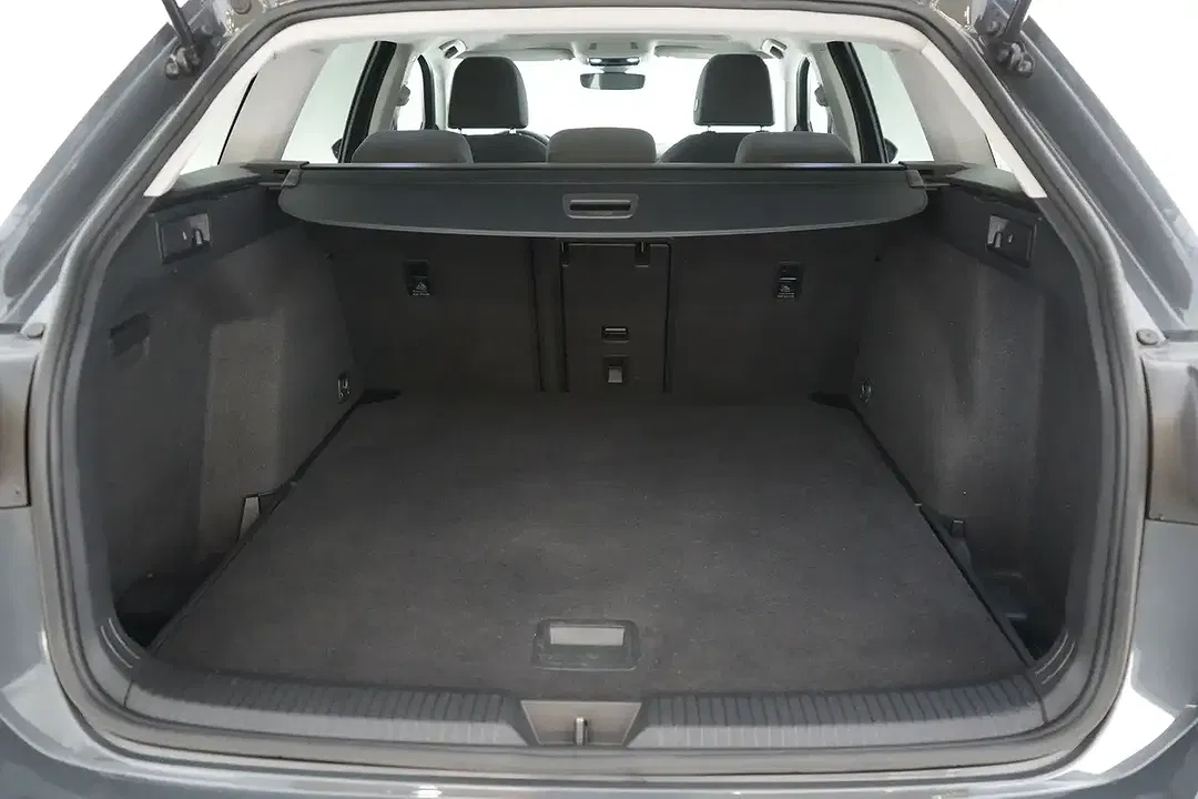 Volkswagen Golf Variant - Thumbnail 21