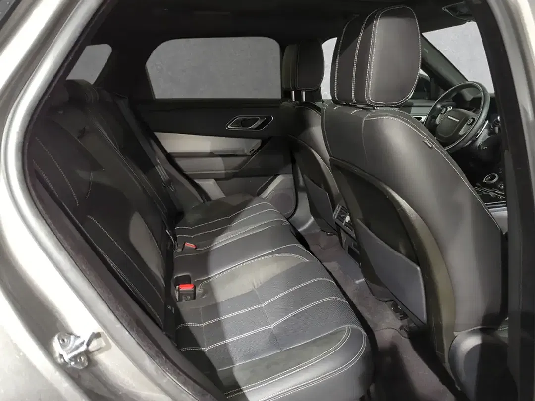 Land Rover Range Rover Velar - Thumbnail 12