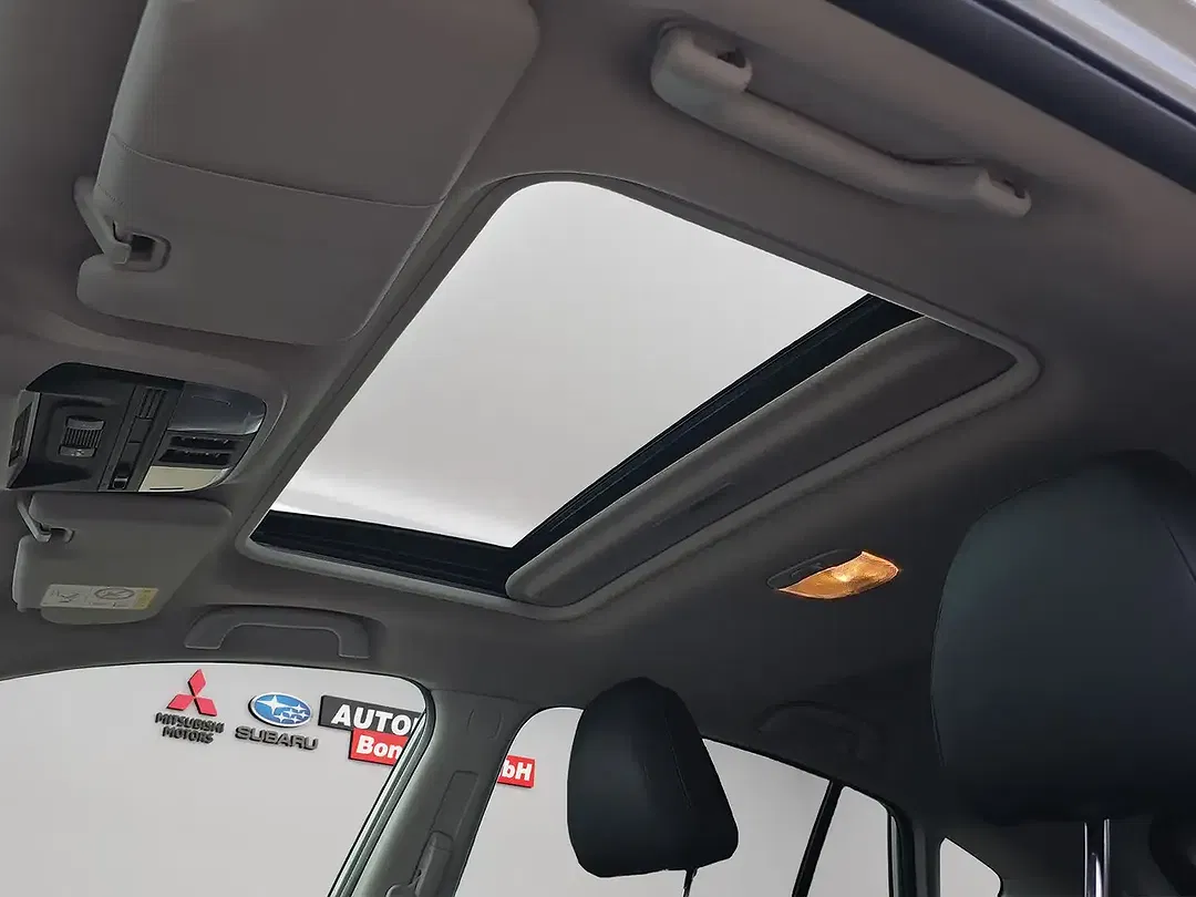Subaru Impreza - Thumbnail 22