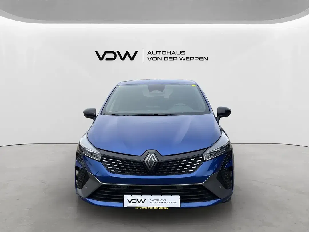 Renault Clio - Thumbnail 2