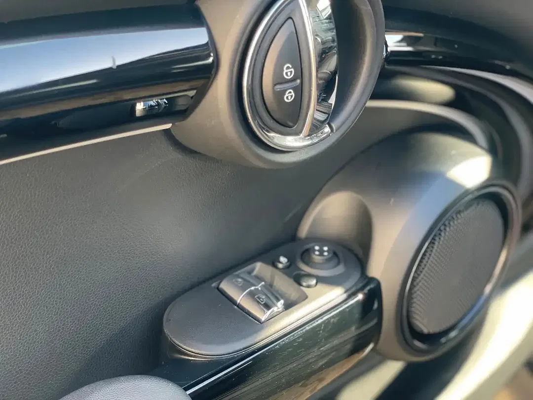 MINI Cooper - Thumbnail 15