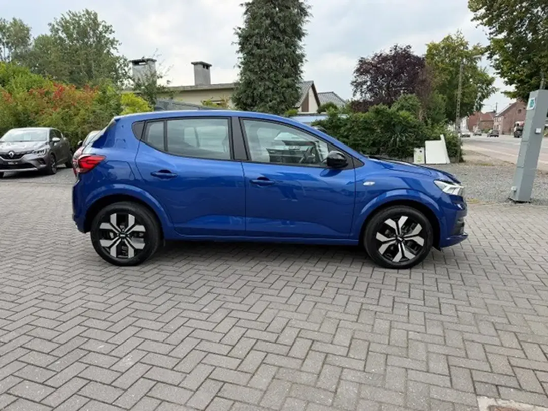 Dacia Sandero - Thumbnail 4