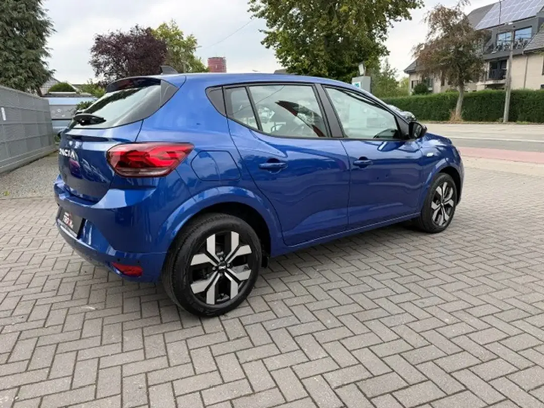 Dacia Sandero - Thumbnail 5