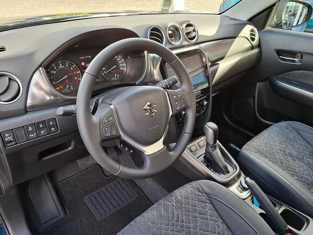 Suzuki Vitara - Thumbnail 10