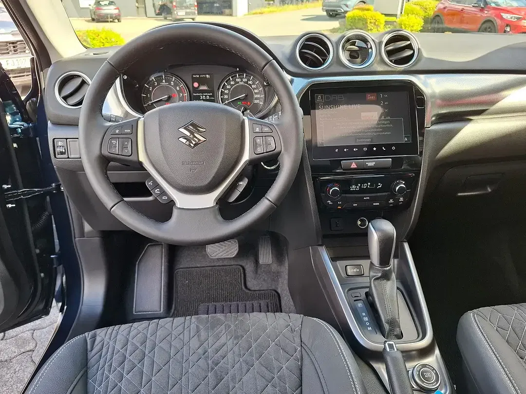 Suzuki Vitara - Thumbnail 11