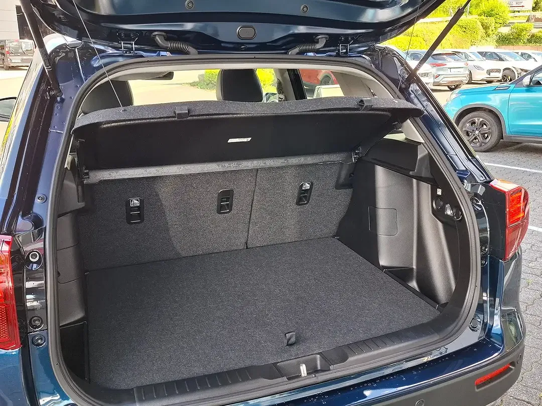 Suzuki Vitara - Thumbnail 6