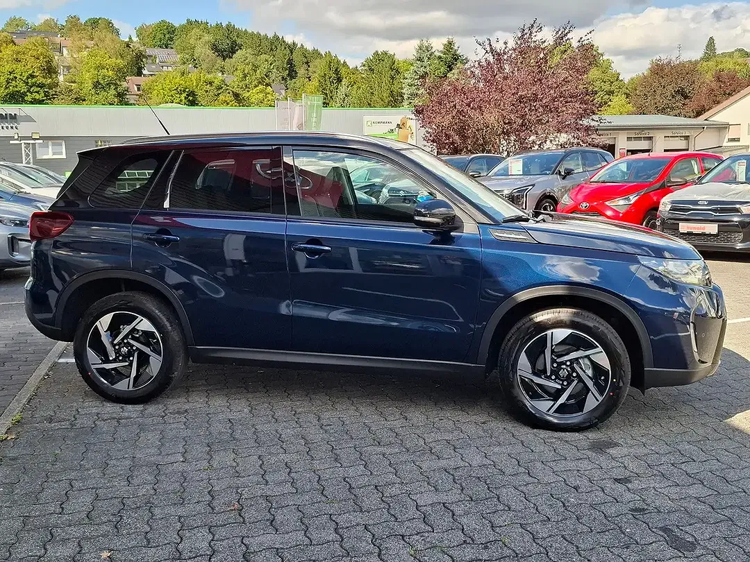 Suzuki Vitara - Thumbnail 7