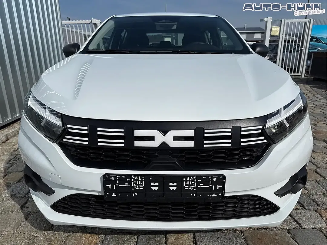 Dacia Sandero - Thumbnail 2