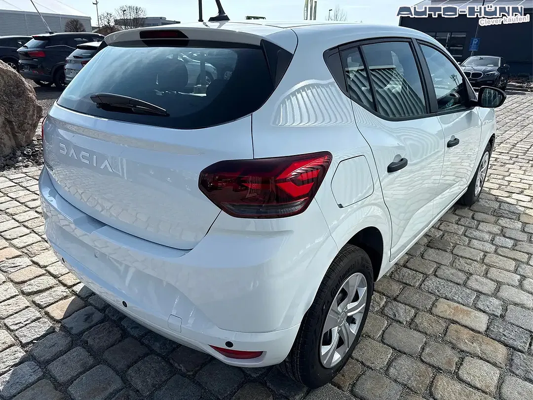 Dacia Sandero - Thumbnail 6