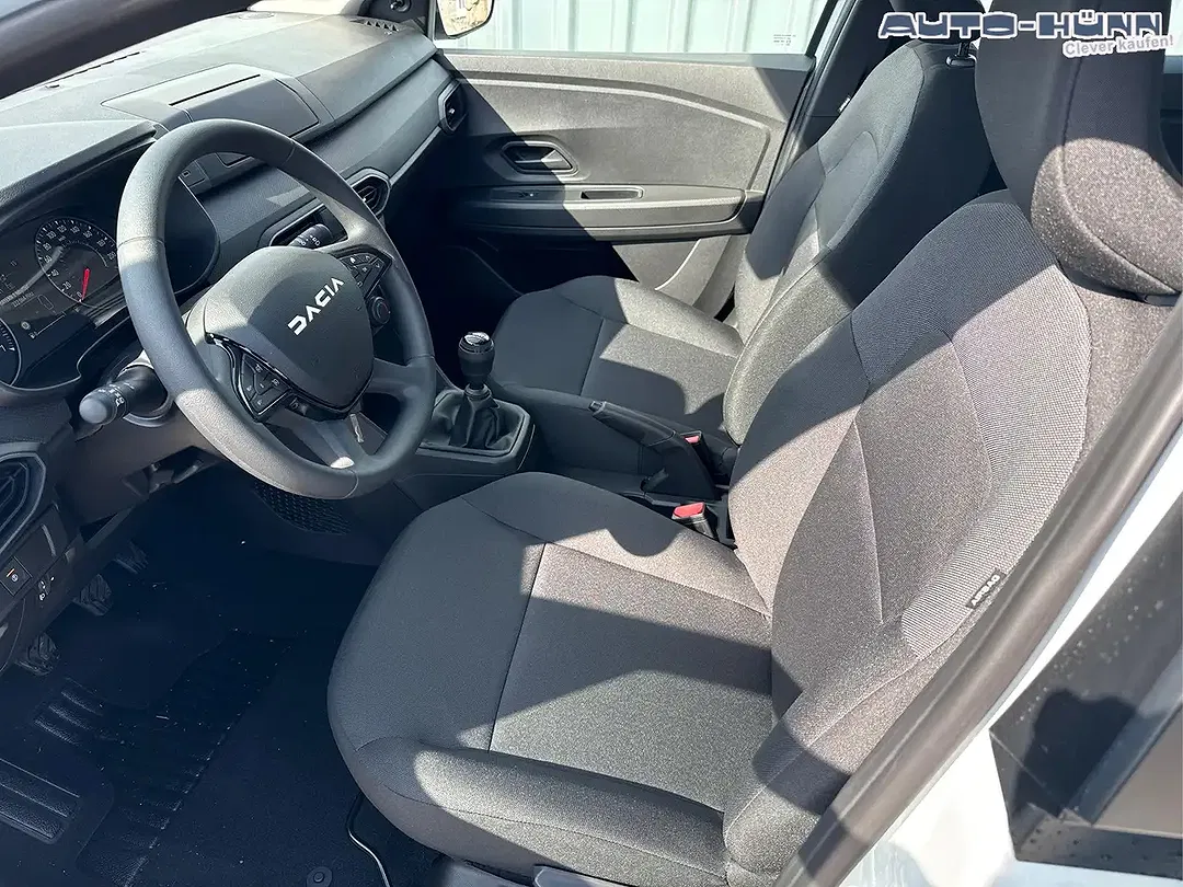 Dacia Sandero - Thumbnail 8