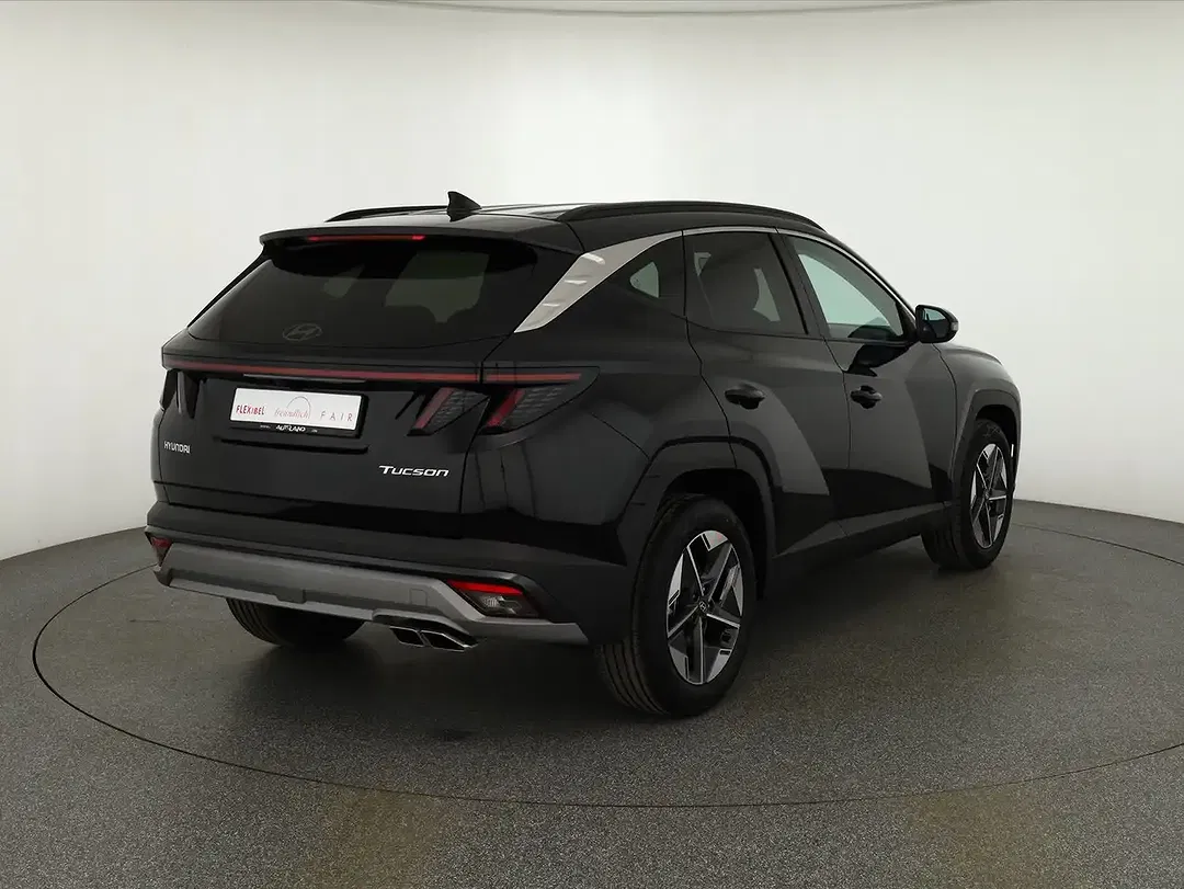 Hyundai TUCSON - Thumbnail 4