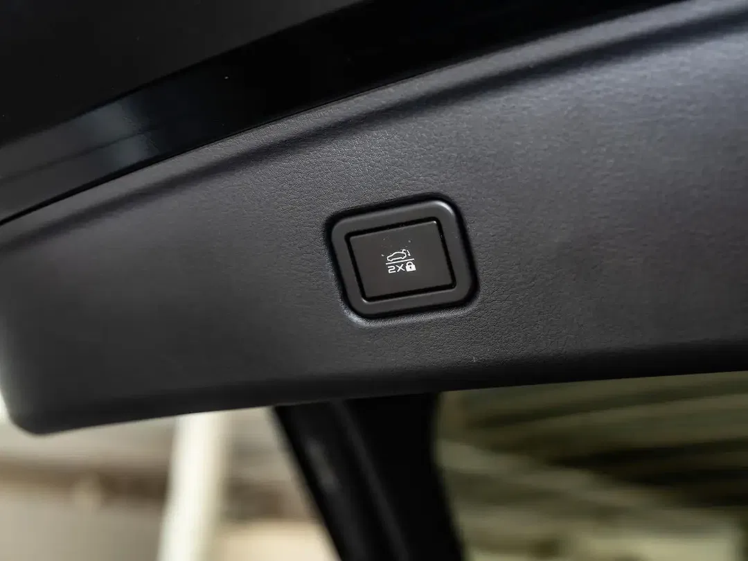 Mazda 6e - Thumbnail 12