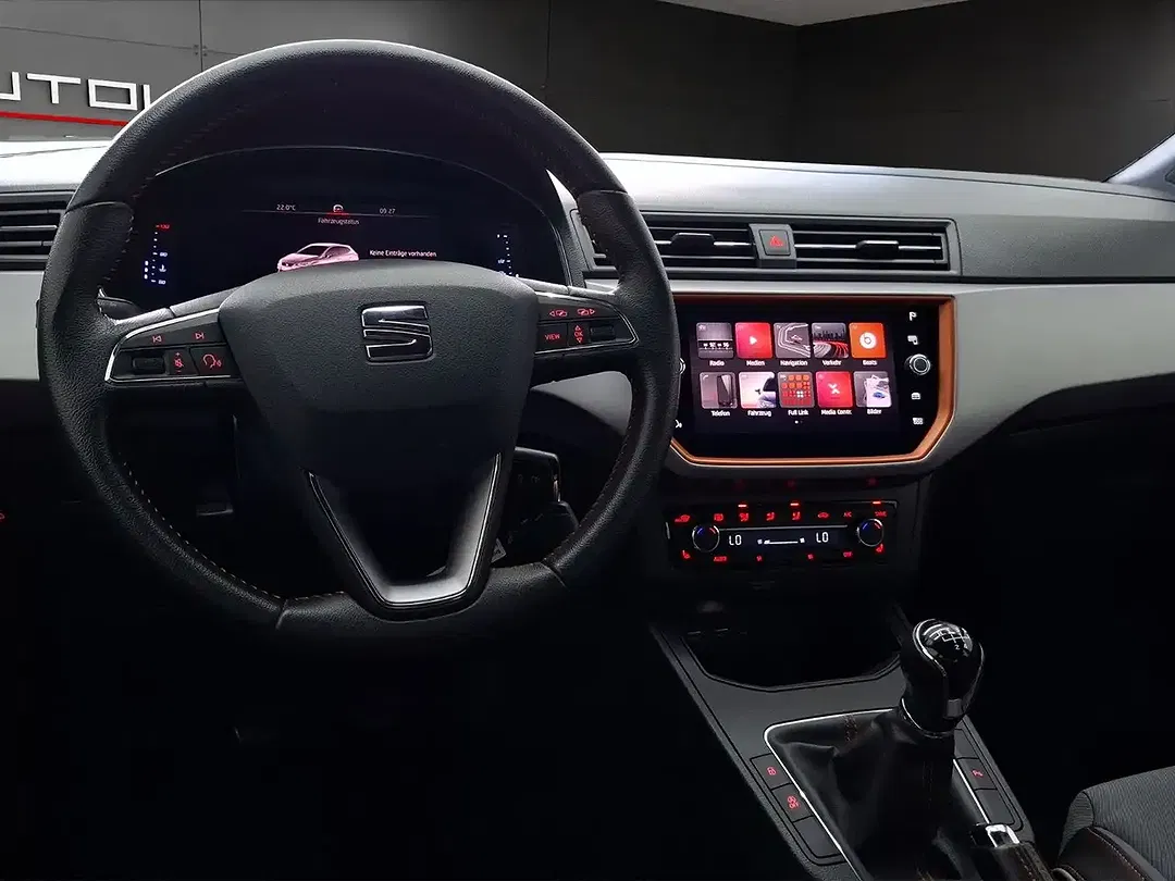 SEAT Ibiza - Thumbnail 12