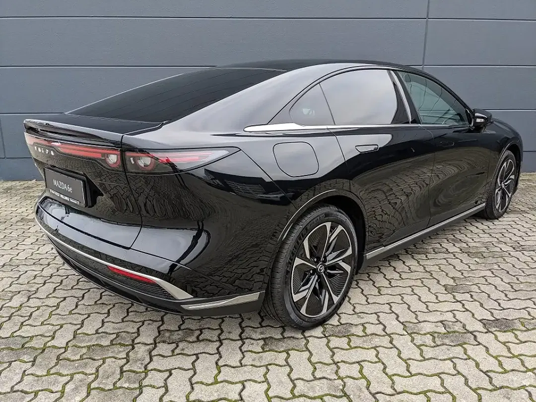 Mazda 6e - Thumbnail 6