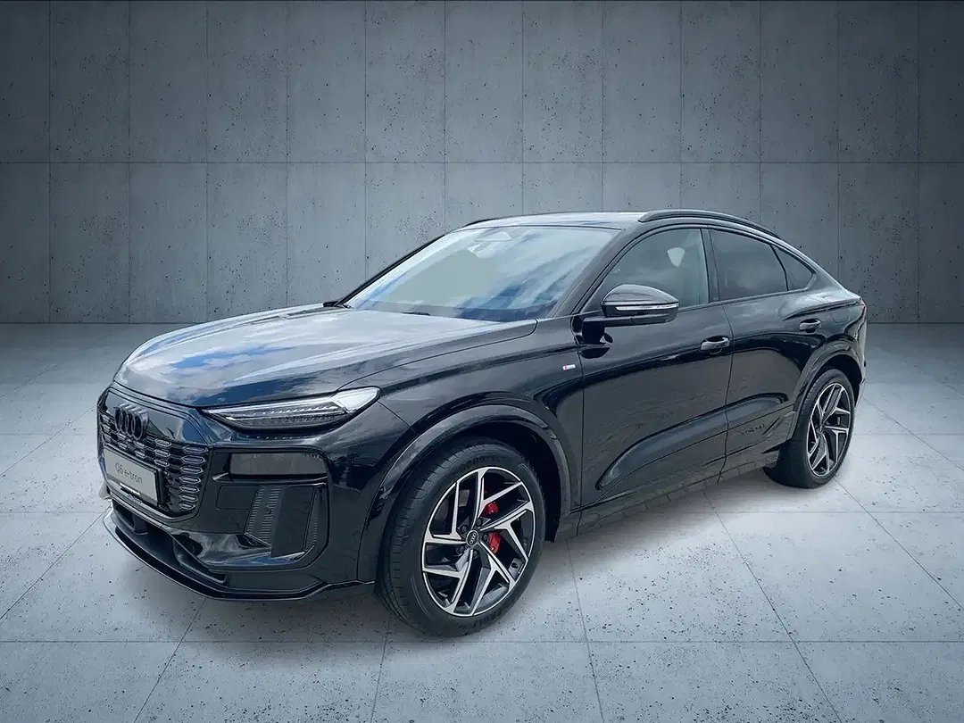 Audi Q6 e-tron - Thumbnail 2