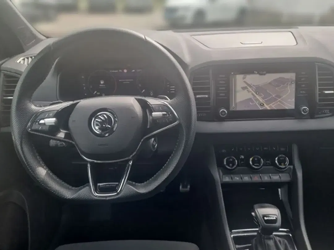 Skoda Karoq - Thumbnail 13