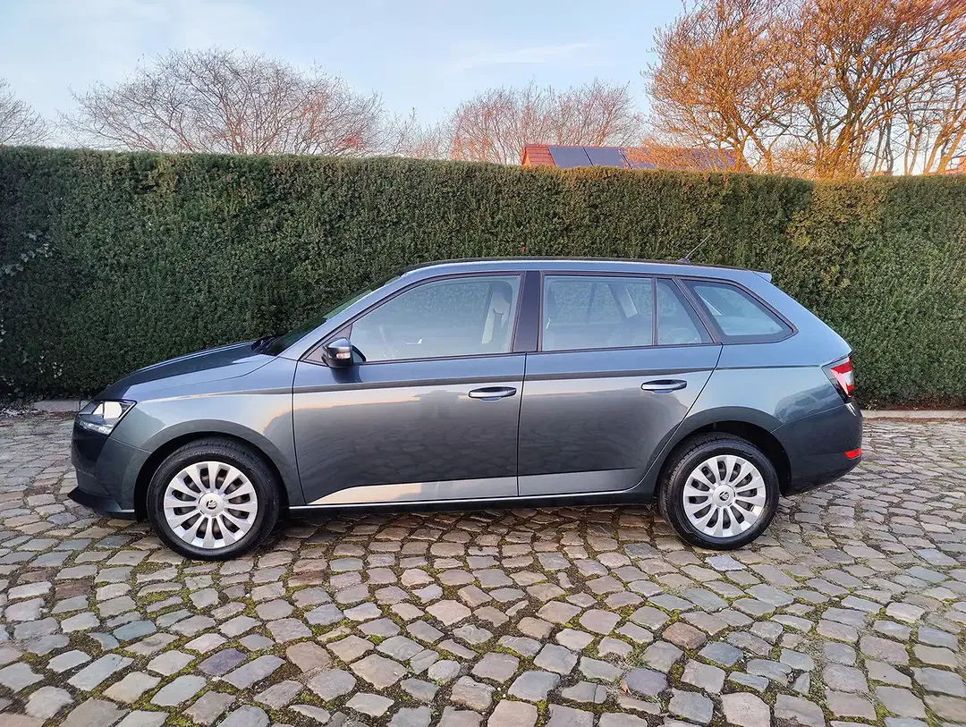 Skoda Fabia - Thumbnail 4