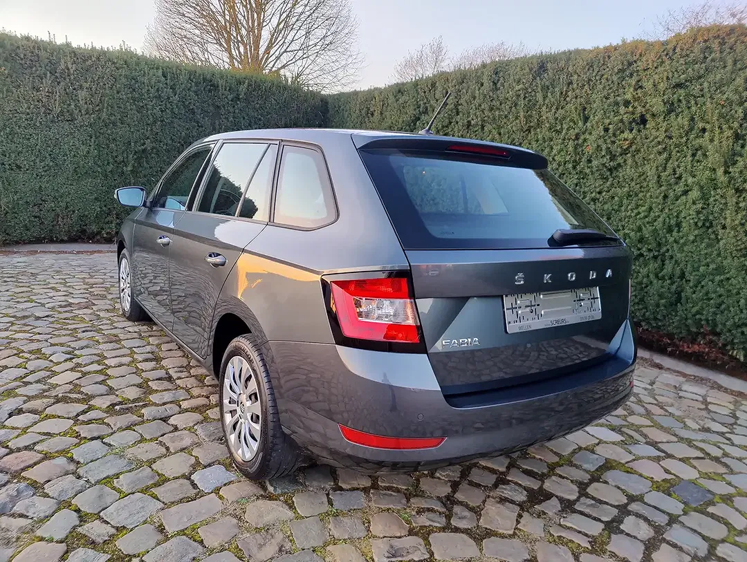 Skoda Fabia - Thumbnail 5