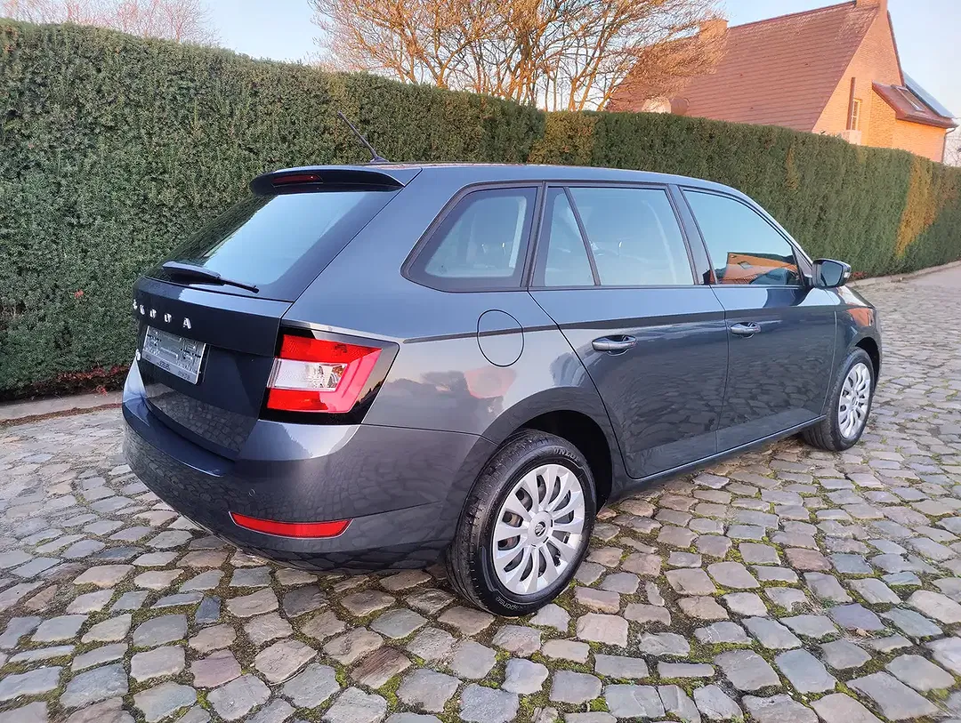 Skoda Fabia - Thumbnail 7