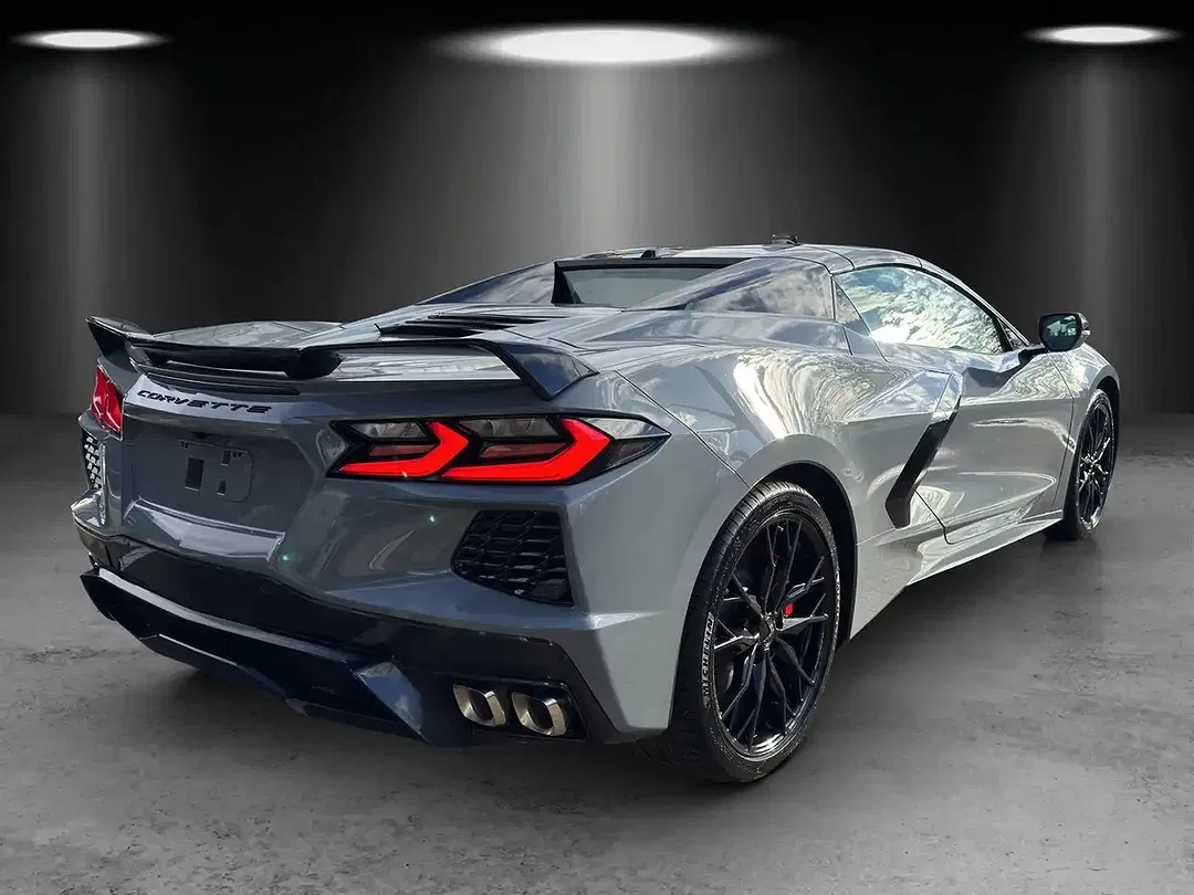 Corvette C8 - Thumbnail 5
