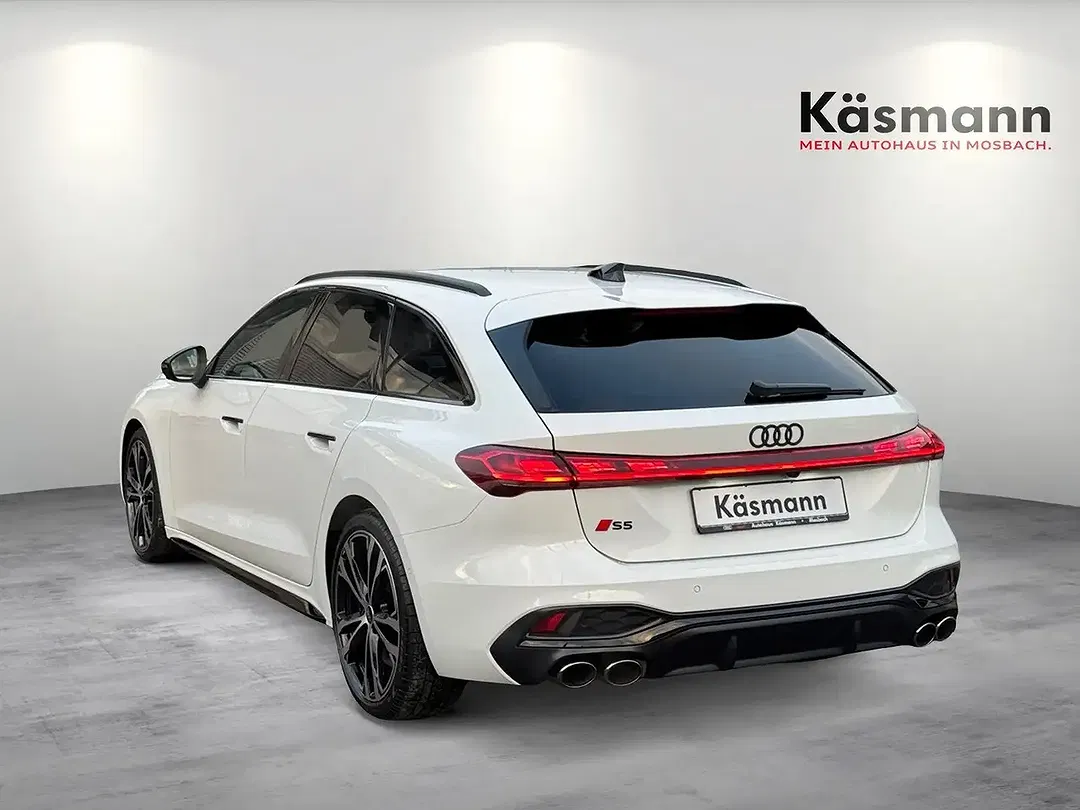 Audi S5 - Thumbnail 3
