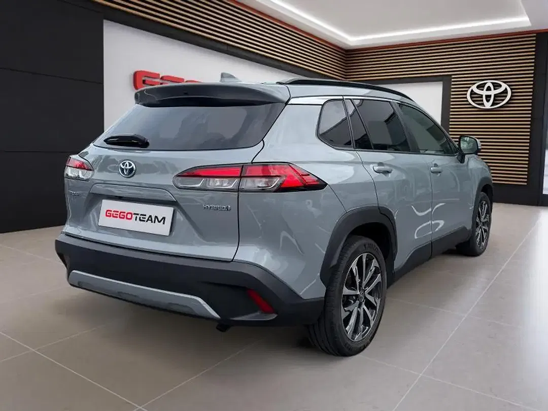Toyota Corolla Cross - Thumbnail 6