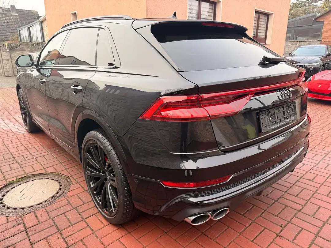 Audi SQ8 - Thumbnail 6