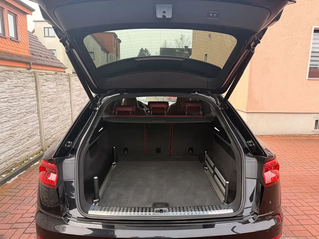 Audi SQ8 - Thumbnail 7
