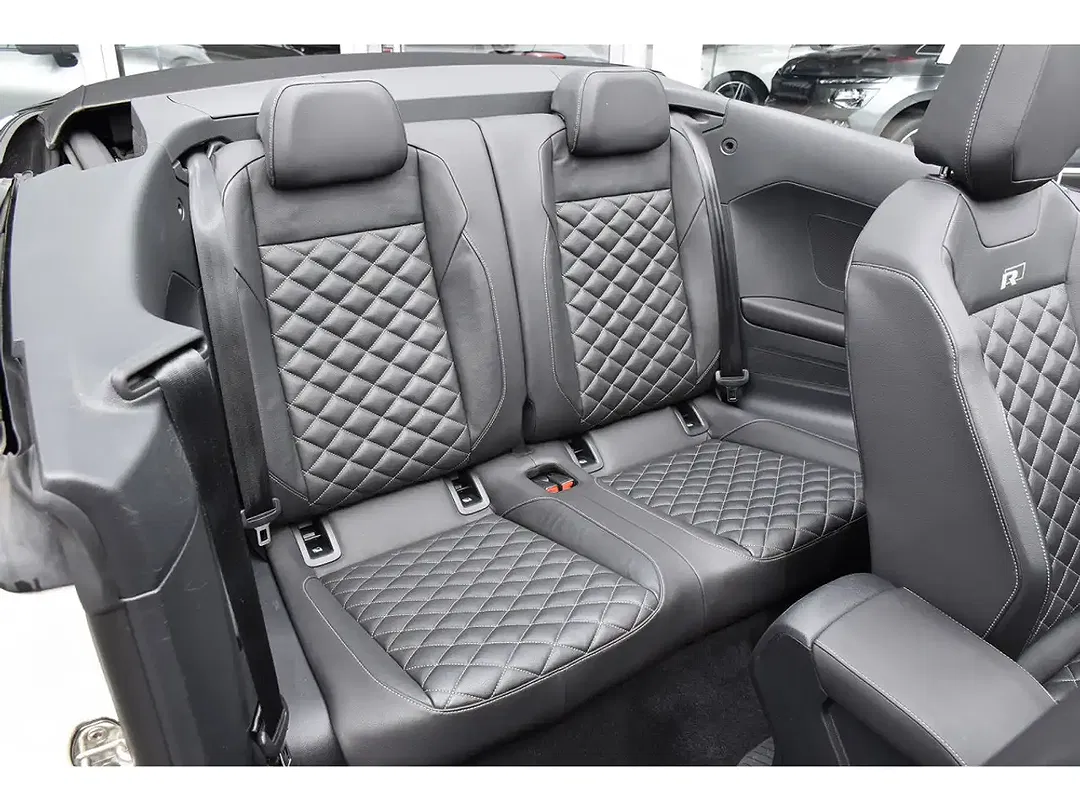 Volkswagen T-Roc - Thumbnail 10