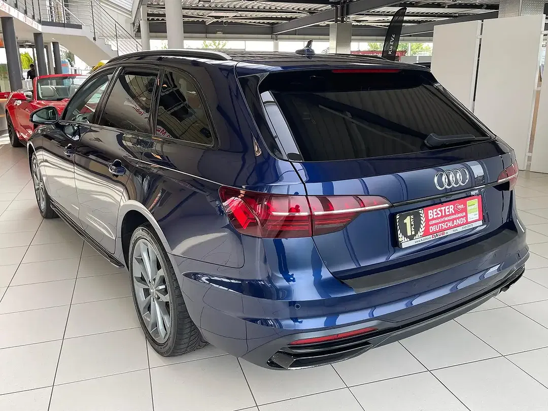 Audi A4 - Thumbnail 4