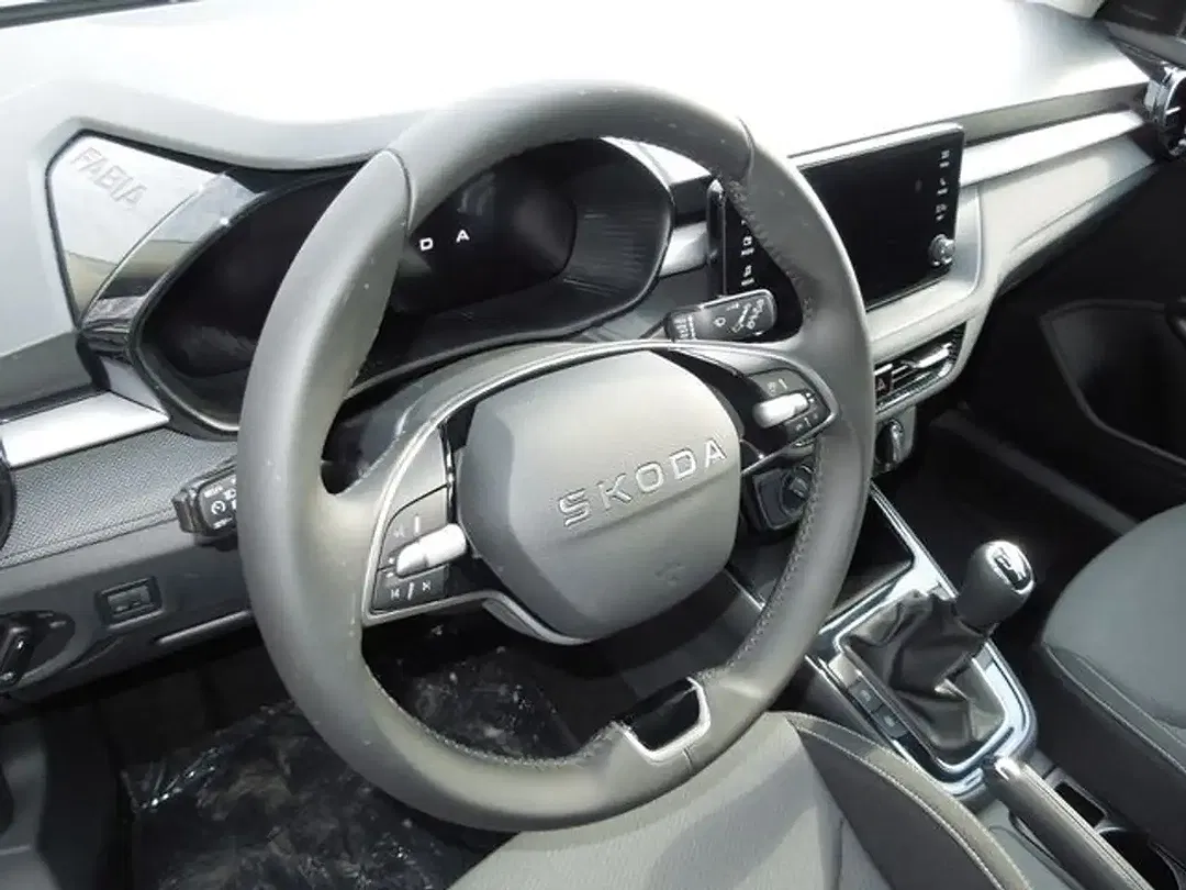 Skoda Fabia - Thumbnail 13