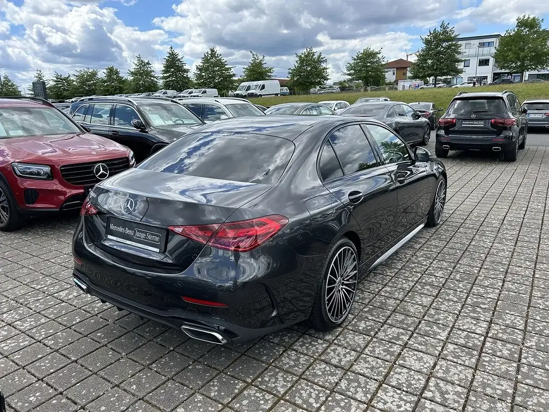 Mercedes-Benz C 300 - Thumbnail 5
