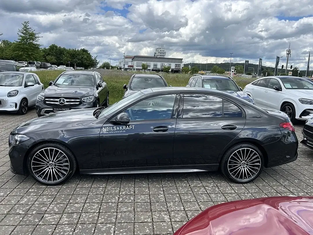 Mercedes-Benz C 300 - Thumbnail 8