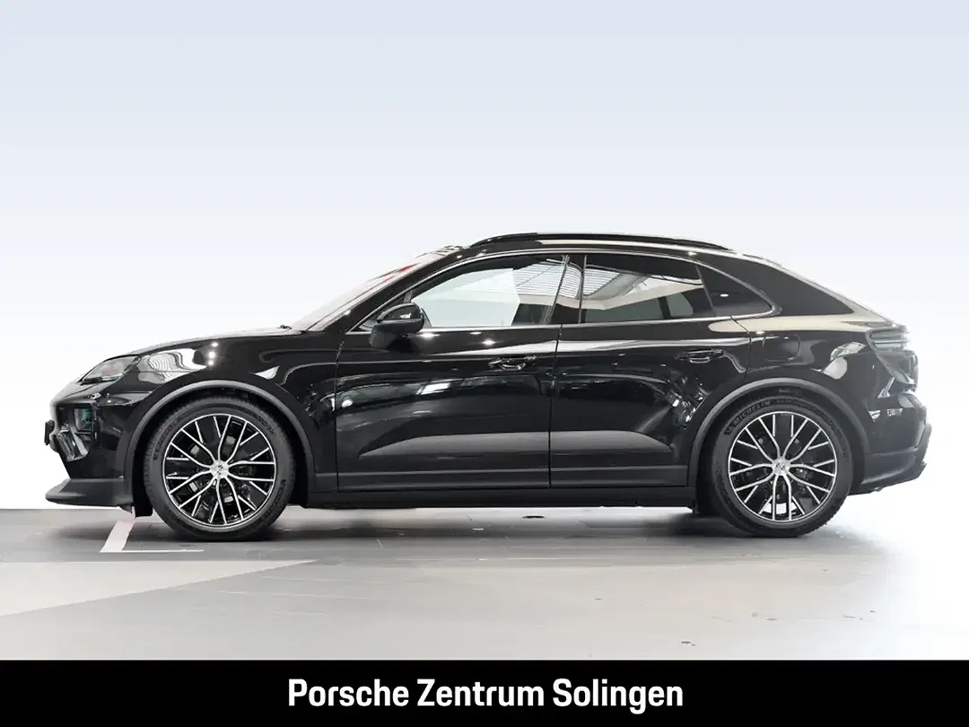 Porsche Macan - Thumbnail 2