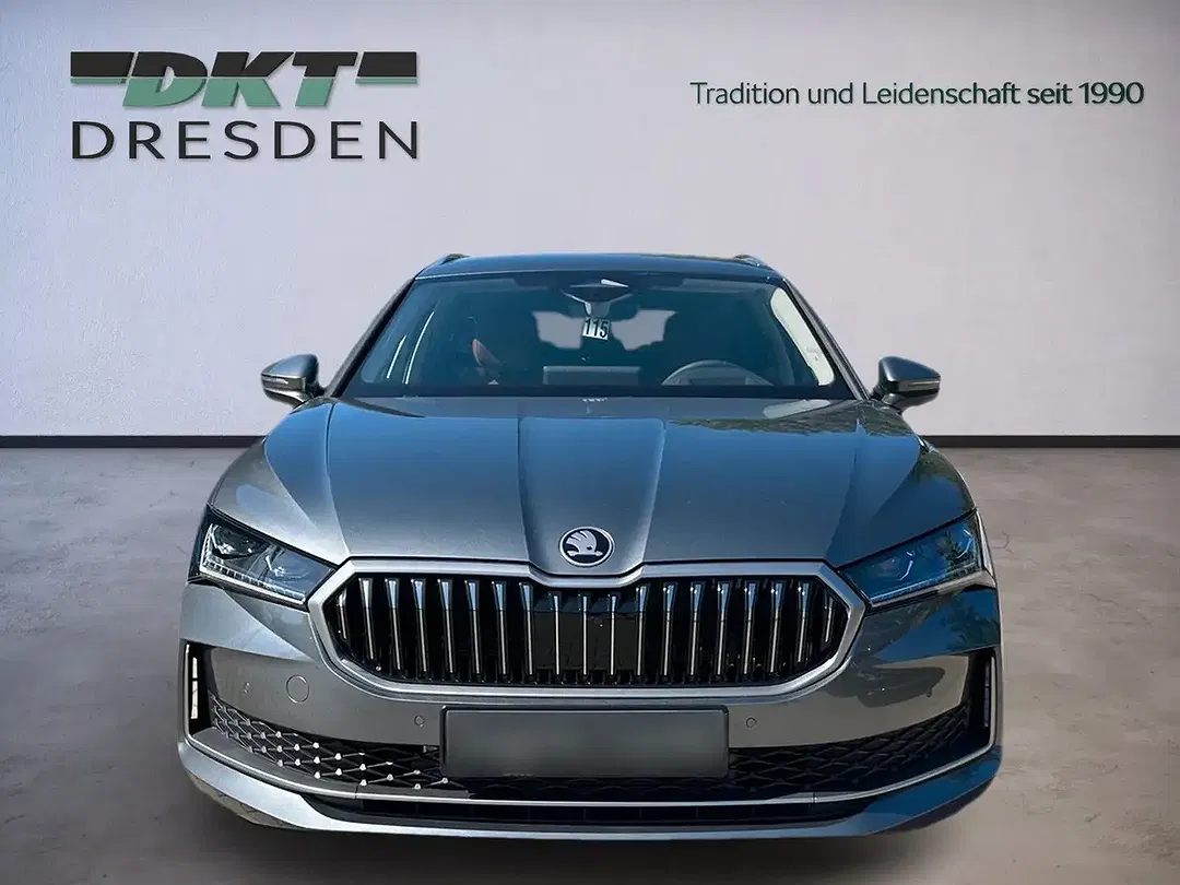 Skoda Superb - Thumbnail 2
